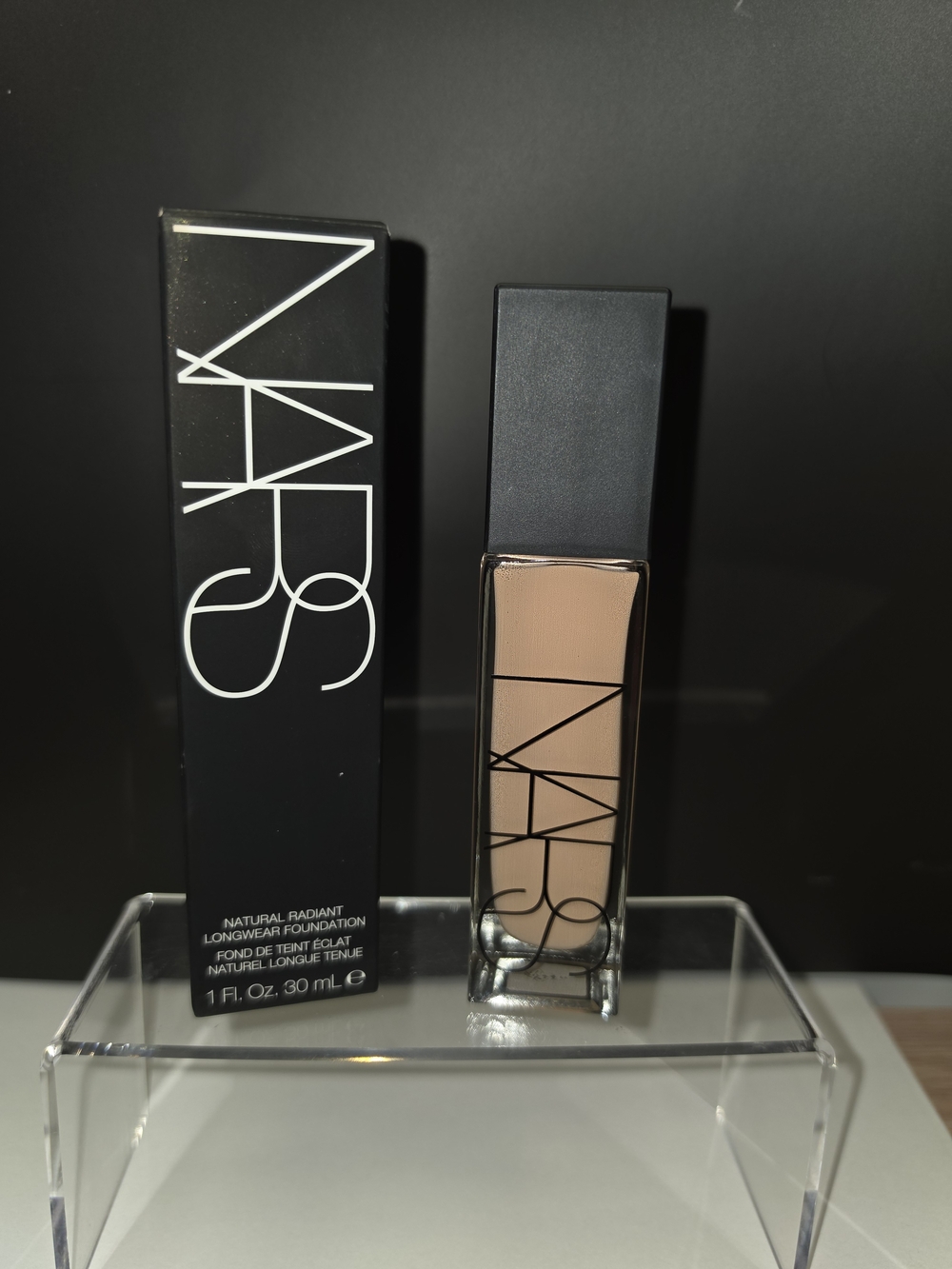 DISCONTINUED! NARS NATURAL RADIANT LONGWEAR FOUNDATION- "YUKON" **OG FORMULA!**
